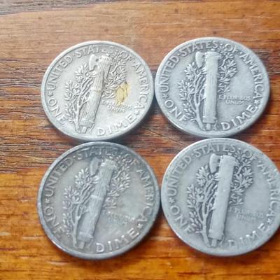 LOT 24 FOUR SILVER MERCURY DIMES