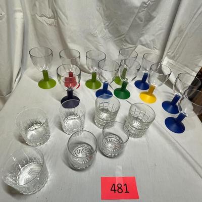 plastic & glass drink ware