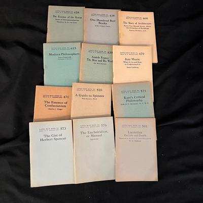 Collection of "Little Blue Books" (DR-MK)