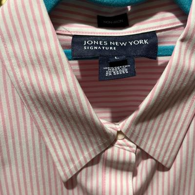 CB8- Jones, New York signature shirts (8) size Large
