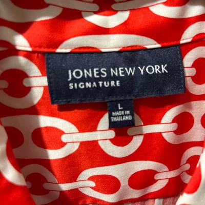 CB23- Jones New York signature shirts (6) size Large