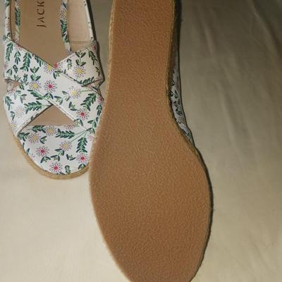 LIKE NEW JACK RODGERS LADIES WEDGE SHOES SIZE 7.5