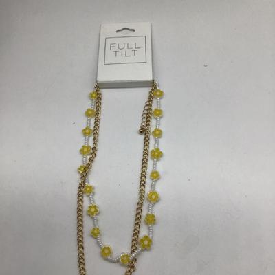 Full tilt daisy necklace