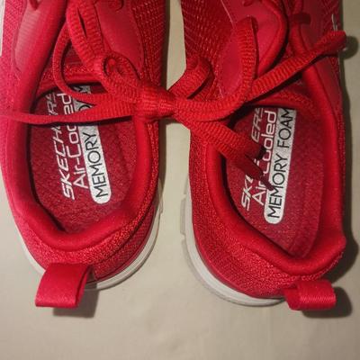LADIES SKECHERS AIR-COOLED MEMORY FOAM SHOES SIZE 7.5