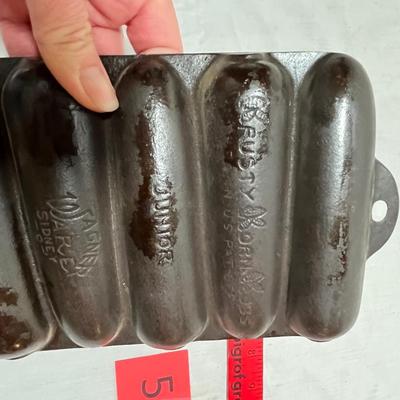 Wagner Corn bread baker