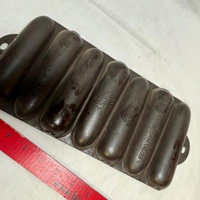 Wagner Corn bread baker