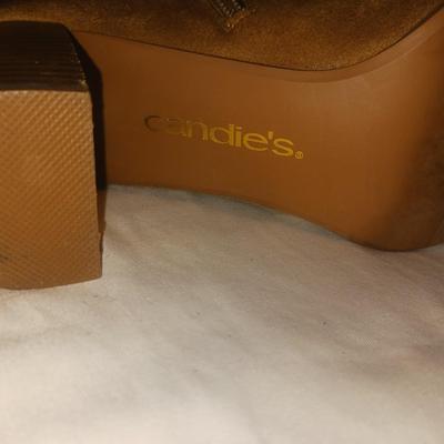 LIKE NEW LADIES CANDIE'S BOOTS SIZE 7