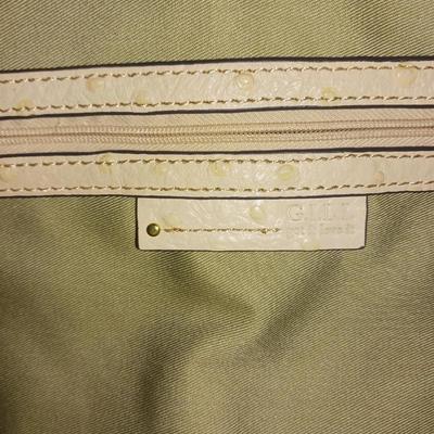 G.I.L.L. GOT IT, LOVE IT LEATHER PURSE