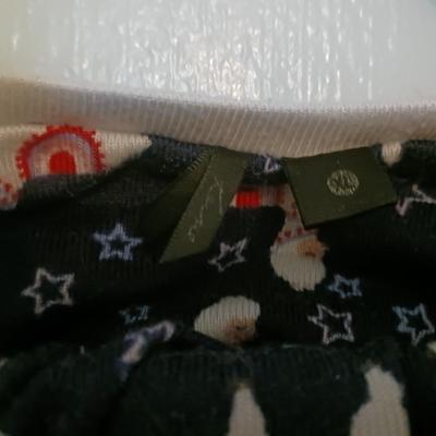 LIKE NEW THE ORIGINAL MUK LUKS AND ANOTHER PAIR OF 2 PIECE PAJAMAS SIZE XL