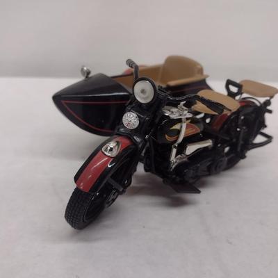 Harley-Davidson 1933 Collectible Die Cast Motorcycle with Sidecar Coin Bank with Box (#22)