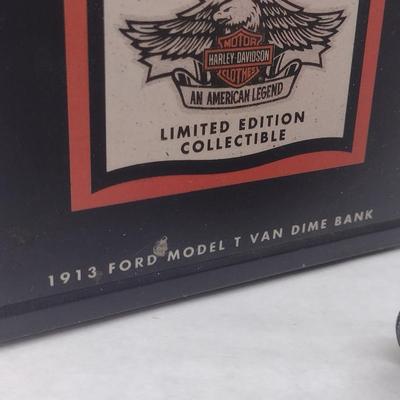 Harley-Davidson 1913 Ford Model T Van Die Cast Coin Bank with Box (#23)