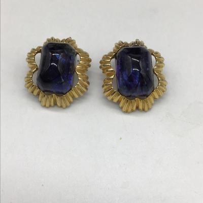 Vintage Marvella clip on earrings