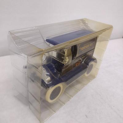 Case XX Antique Ford Delivery Truck Die Cast Coin Bank and Cutlery Set (#26)