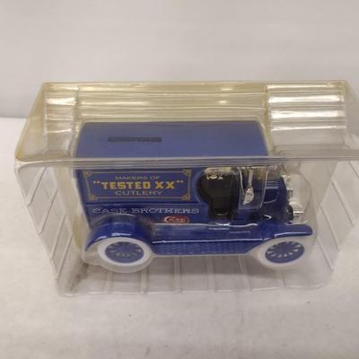 Case XX Antique Ford Delivery Truck Die Cast Coin Bank and Cutlery Set (#26)
