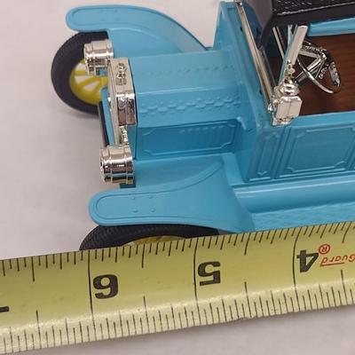 ERTL1913 Gobal Van Lines Model T Delivery Van Die Cast Coin Bank with Box (#28)