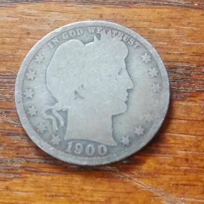 LOT 38 EARLY SILVER BARBER HEAD QUARTER