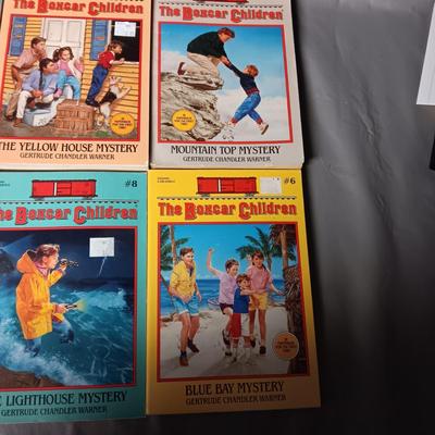 10 BOXCAR CHILDREN BOOKS