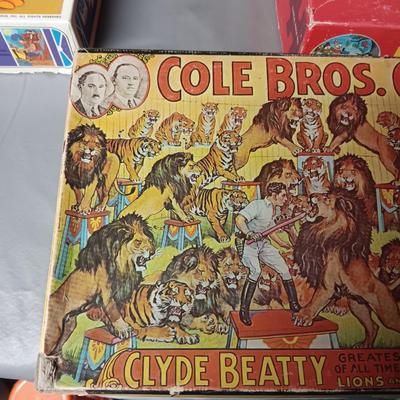 3 VINTAGE CHILDREN'S PUZZLES