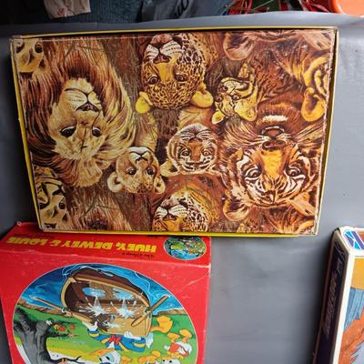 3 VINTAGE CHILDREN'S PUZZLES