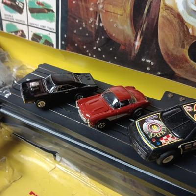 VINTAGE PRETZEL BENDER TABLE TOP RACEWAY