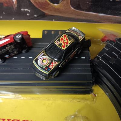 VINTAGE PRETZEL BENDER TABLE TOP RACEWAY