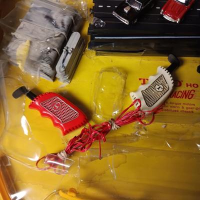 VINTAGE PRETZEL BENDER TABLE TOP RACEWAY