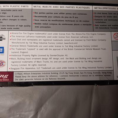 NIB 1934 LEYLAND FK-1 SIGNATURE SERIES DIE CAST FIRE TRUCK