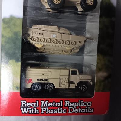 NIB GI JOE REAL METAL REPLICA WITH PLASTIC DETAILS