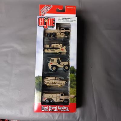 NIB GI JOE REAL METAL REPLICA WITH PLASTIC DETAILS