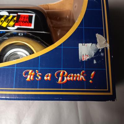 PEPSI ON A 1940 FORD AUTHENTIC DIE CAST DETAILED REPLICA BANK