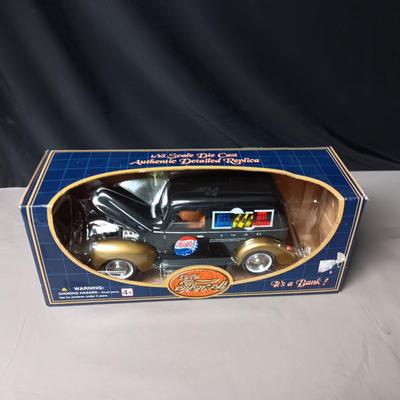 PEPSI ON A 1940 FORD AUTHENTIC DIE CAST DETAILED REPLICA BANK