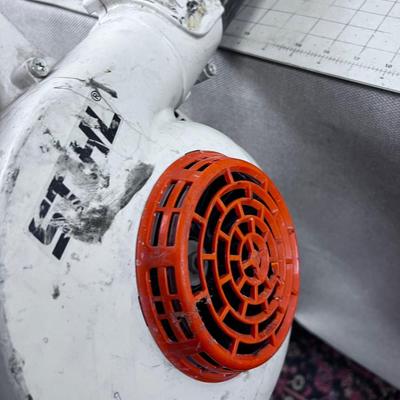Blower, Gas has Compression. 