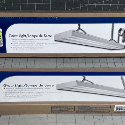 2 Grow Lights NEW in The Box 