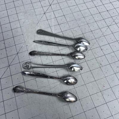 6 Stainless And Silver Plated Baby Spoons 