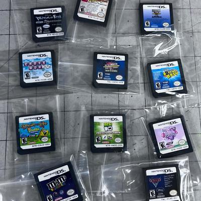 (11) Pile of Nintendo DS GAMES (No Cases)