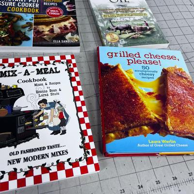 Big Lot of Nice Cook Books, Clean (8) How to ROAST everything