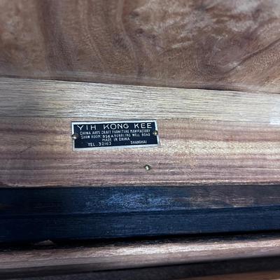Incredible ART: Carved Camphor Wood Chinese Chest 