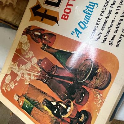 Bottle cutting kit w/ bottles