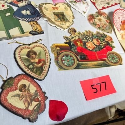 Valeninte's cards & decor