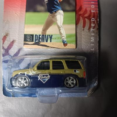 PADRES ESCALADE FEATURING PLAYER PEAVY & STANLEY CUP CHAMPION ASAM DEADMARSH