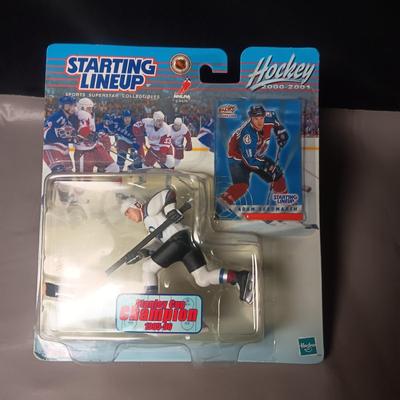 PADRES ESCALADE FEATURING PLAYER PEAVY & STANLEY CUP CHAMPION ASAM DEADMARSH