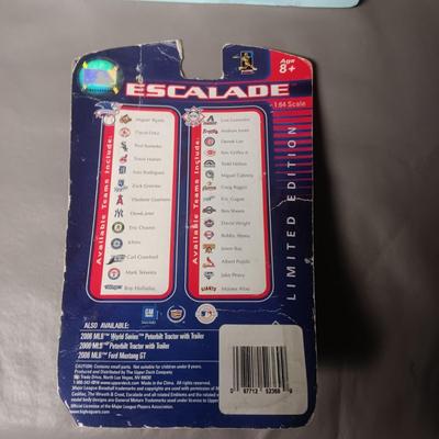 PADRES ESCALADE FEATURING PLAYER PEAVY & STANLEY CUP CHAMPION ASAM DEADMARSH