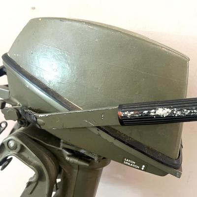 JOHNSON 1973 4HP Outboard Motor*AS-IS*