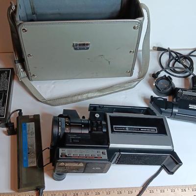 Vintage General Electric GE Newvicon Color Video Camera With case and accessories