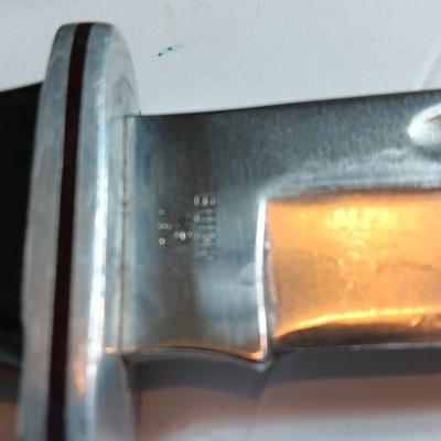 Beautiful BUCK 119 Fixed blade knife with sheath