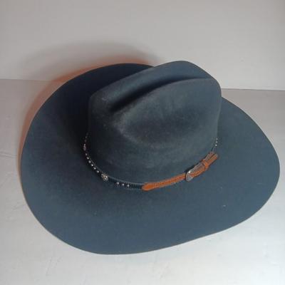 Justin western felt hat by Milano Hat Co. Size 7 1/2 Cowboy hat.
