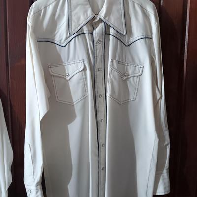 Two Men's white western pearl snap shirts with western style trim green & blue 16 1/2 -35