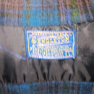 Pendleton 100% Virgin wool Men's long sleeve shirt