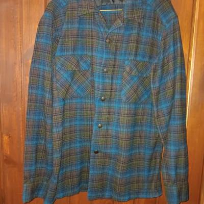 Pendleton 100% Virgin wool Men's long sleeve shirt