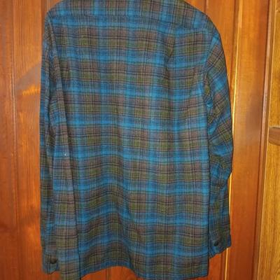 Pendleton 100% Virgin wool Men's long sleeve shirt